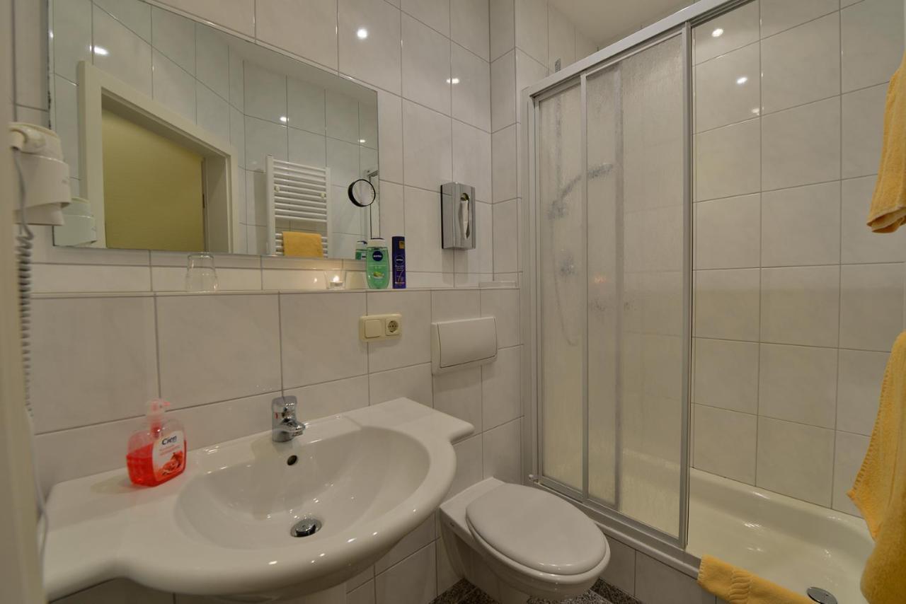 Bb Haus Neugebauer Garni Hotel Geisenheim Eksteriør billede