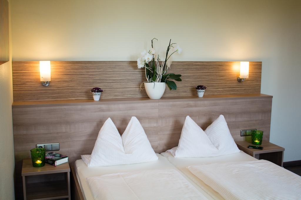 Bb Haus Neugebauer Garni Hotel Geisenheim Eksteriør billede